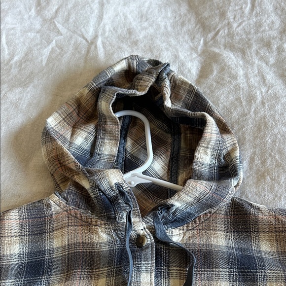 Carhartt Tan and Brown Plaid Shirt - Picture 3 of 3